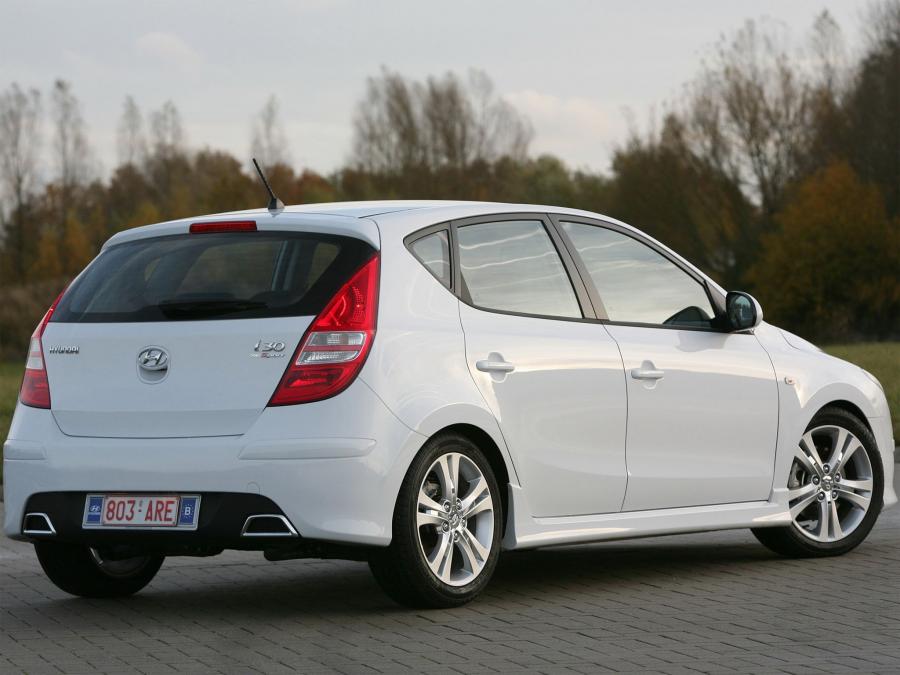  Hyundai i30 ecoSport FD 2010 года  (фото 3 из 5)